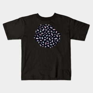 Looking Eyes Black Kids T-Shirt